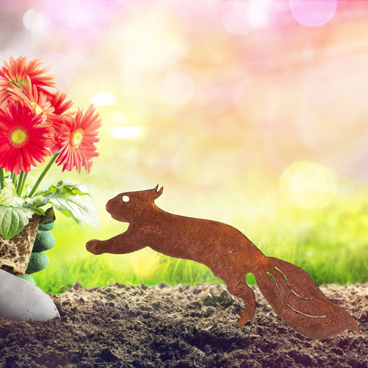 Iron squirrel branch insert garden decor - image 1